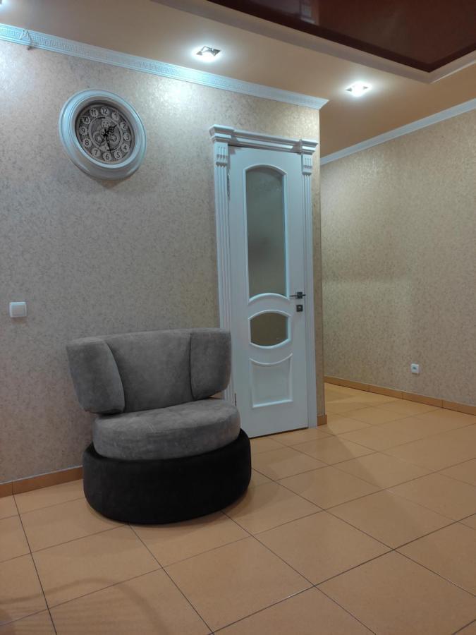 Comfortable Apartment Krementchouk Extérieur photo